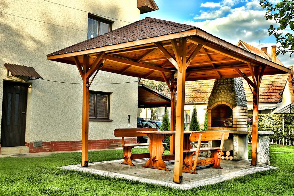 Ferienwohnung Pod Dubom Liptovský Mikuláš Exterior foto